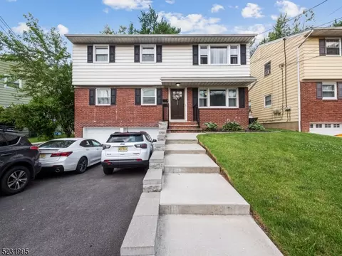 2552 Vauxhall Rd, Union, NJ 07083