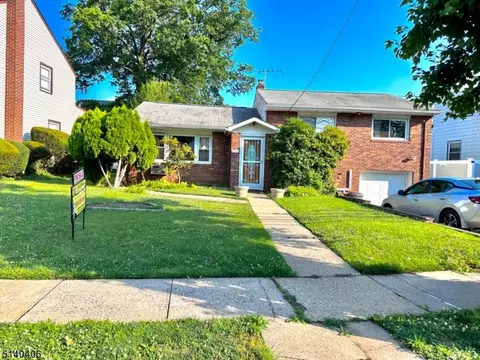 1130 Magie, Elizabeth, NJ 07208