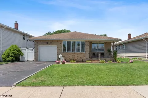 614 Rosewood Ter, Linden, NJ 07036