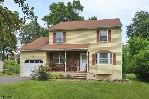 65 Duval St, Bridgewater, NJ 08807