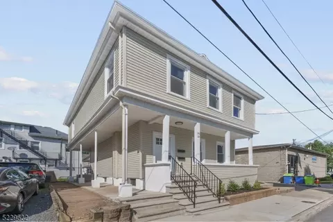 20 Warren St, North Plainfield, NJ 07060