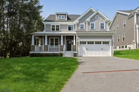 2 Wesley Ave, Bernardsville, NJ 07924