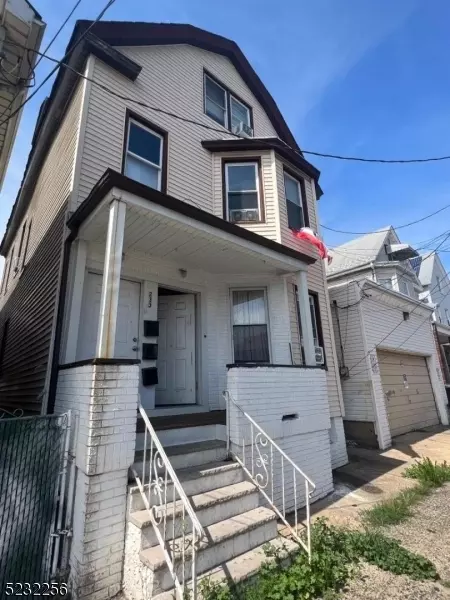 233 South St, Elizabeth, NJ 07201
