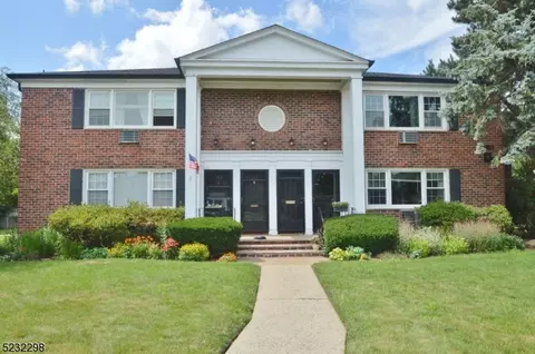 113 Pitney Pl, Morristown, NJ 07960