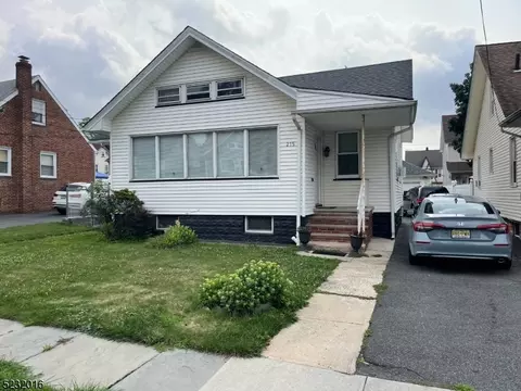 213 Halsted, Elizabeth, NJ 07208