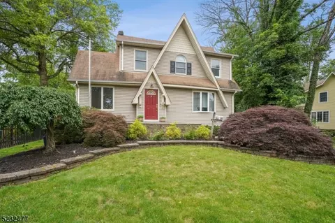 2 Milton Ave, Florham Park, NJ 07932