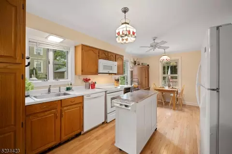 75 E Main St, High Bridge, NJ 08829 photo 11