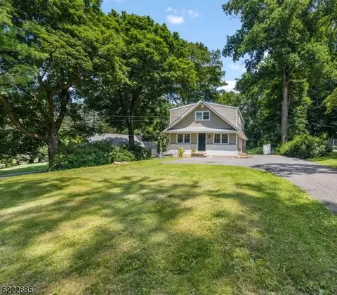 486 Bellis Rd, Bloomsbury, NJ 08804