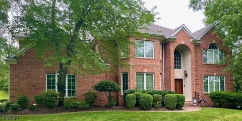 4 Shadowbrook Ln, Bernards, NJ 07920