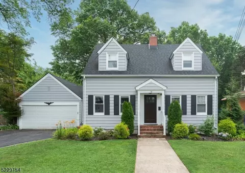 16-18 Coolidge, Maplewood, NJ 07040