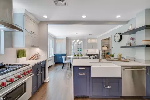 46 Parkview Ter, Summit, NJ 07901