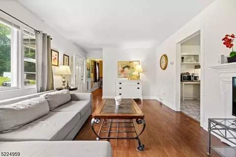 88 Guy St, Dover, NJ 07801 photo 2