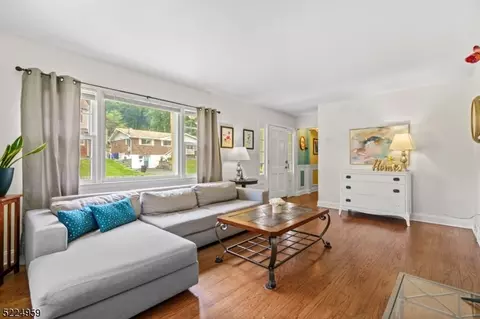 88 Guy St, Dover, NJ 07801 photo 3