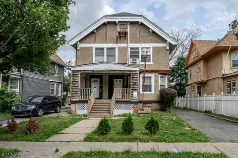 108 N Munn Ave, East Orange, NJ 07017