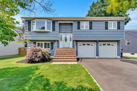 619 Cook Ave, Middlesex, NJ 08846