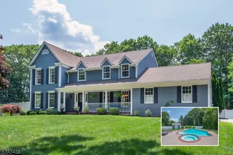 29 Morey Ln, Randolph, NJ 07869