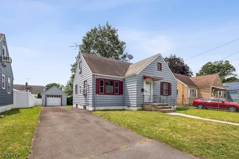 117 Dennis St, Roselle, NJ 07203