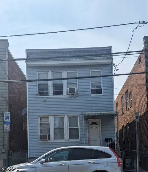 518 N 9th St, Newark, NJ 07107