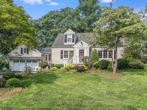 16 Sherman Pl, Morristown, NJ 07960