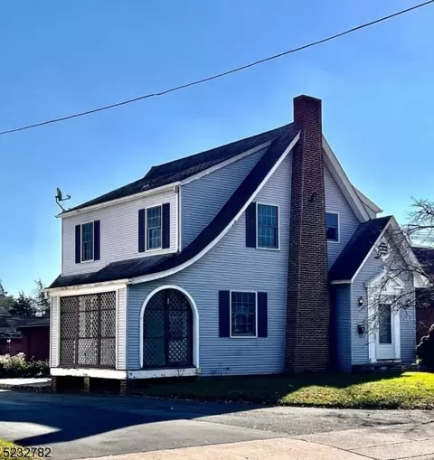 53 E Main St, Flemington, NJ 08822