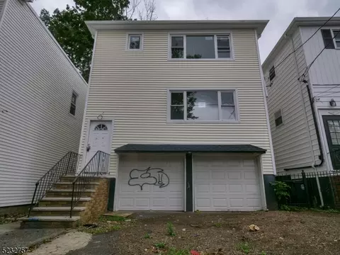 135 Sunset Ave, Newark, NJ 07106