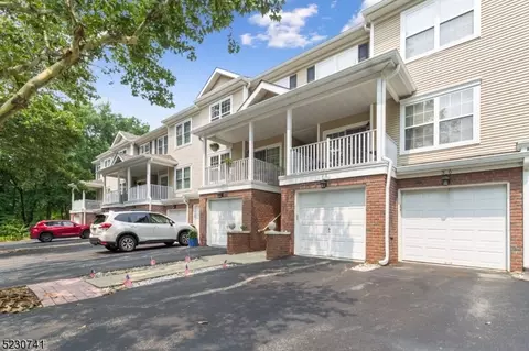 30 Carter Rd, Haskell, NJ 07420 photo 2