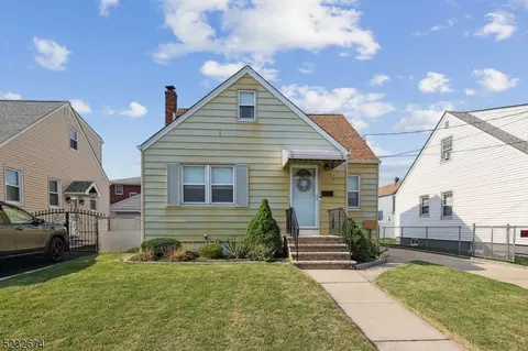 627 Devine Ave, Elizabeth, NJ 07202