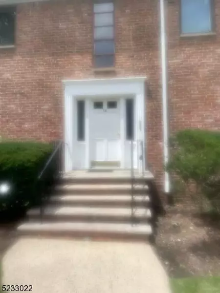 14 Troy Dr #C, Springfield, NJ 07081
