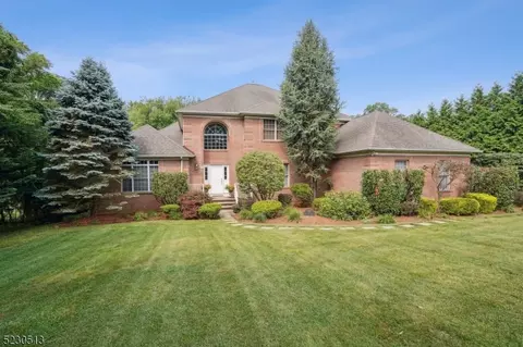 79 Windsor Dr, Pine Brook, NJ 07058