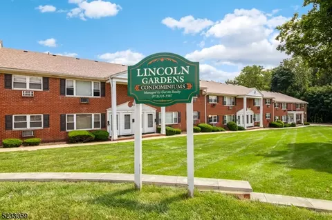 49 Lincoln Gdns, Lake Hiawatha, NJ 07034