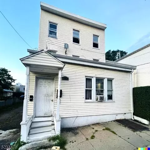 120 Armstrong Ave, Jersey City, NJ 07305