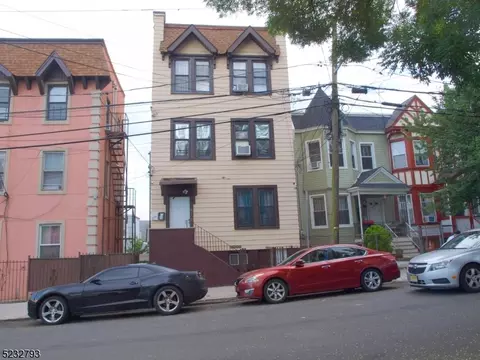827 Ridge St, Newark, NJ 07104