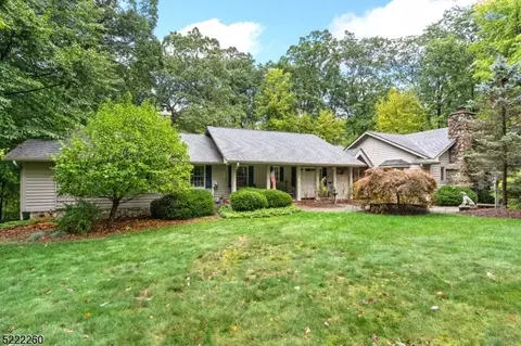 8 Andover Mohawk Rd, Byram Twp, NJ 07821