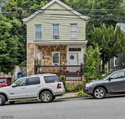 42 N 8th St #1, Paterson, NJ 07522