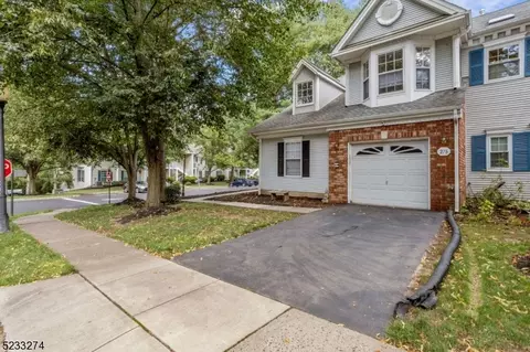 276 Amethyst Way, Franklin Twp, NJ 08823