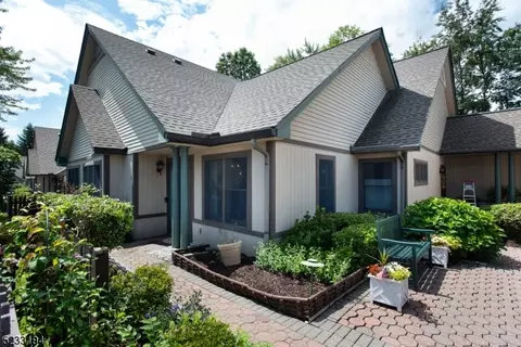 30 Park Edge, Berkeley Heights, NJ 07922