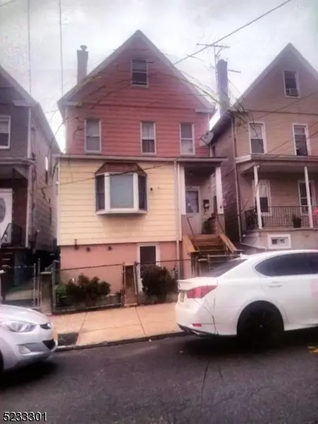 219 John St, Elizabeth, NJ 07202