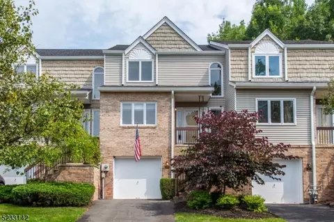 78 Averell Dr #78, Morris Plains, NJ 07950