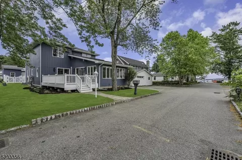 20 Shadyside Ln, Rockaway Twp, NJ 07866