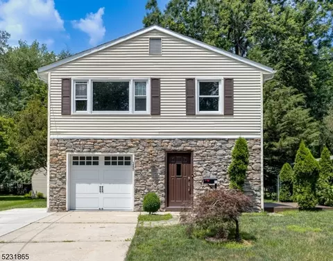 245 Cranford Ave, Cranford, NJ 07016