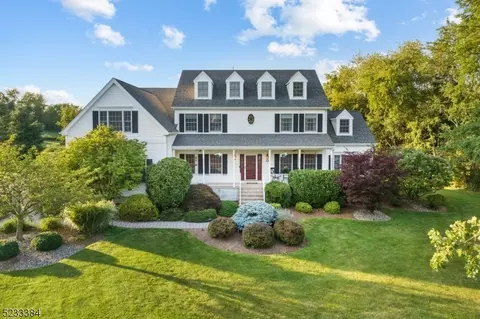 63 Milburn Dr, Hillsborough, NJ 08844
