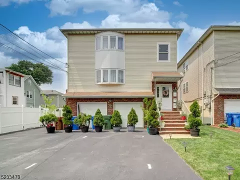 611 Middlesex St, Linden, NJ 07036