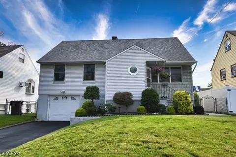 90 Maryknoll Rd, Metuchen, NJ 08840