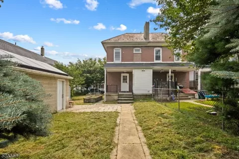 209 Lewis St, Phillipsburg, NJ 08865