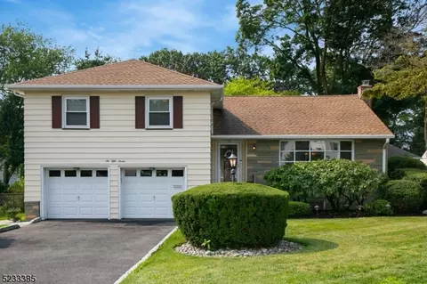 657 Evergreen Pkwy, Union, NJ 07083