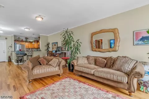 21-23 Freeman St #C2, Newark, NJ 07105