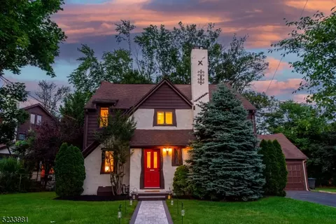 70 Locust Ave, Millburn, NJ 07041 photo 1