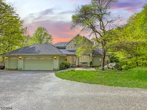 72 Hissim, Great Meadows, NJ 07838