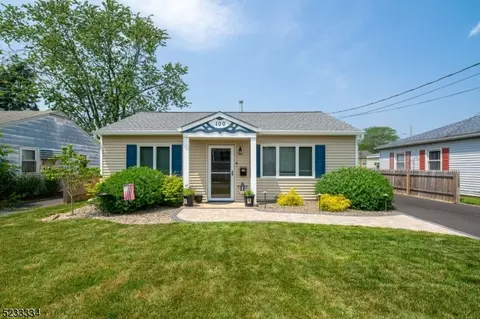 100 S 18th Ave, Manville, NJ 08835