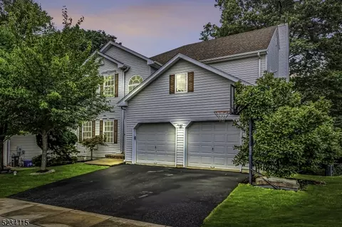 63 Shaffer Rd, Bridgewater, NJ 08807